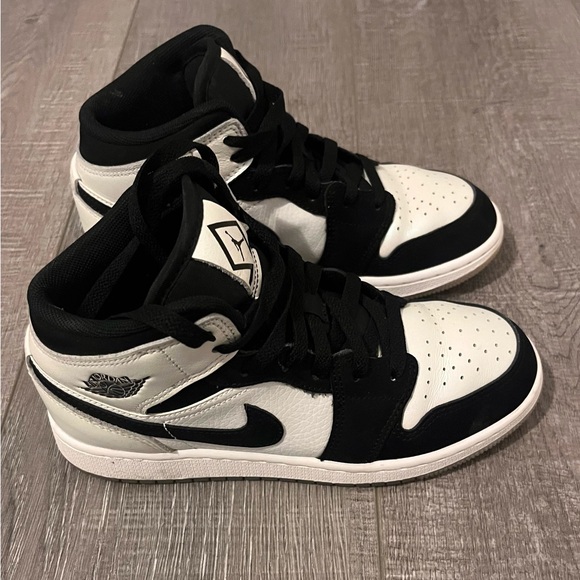 Jordan 1 Mid Diamond Shorts - Picture 8 of 9